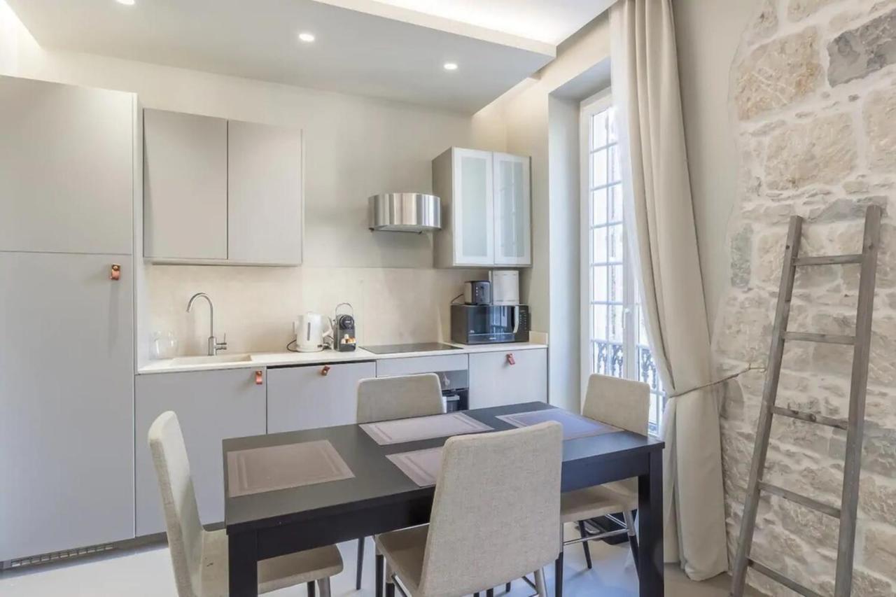 Private Apartment Located In The "Carre D'Or Nice" Zewnętrze zdjęcie