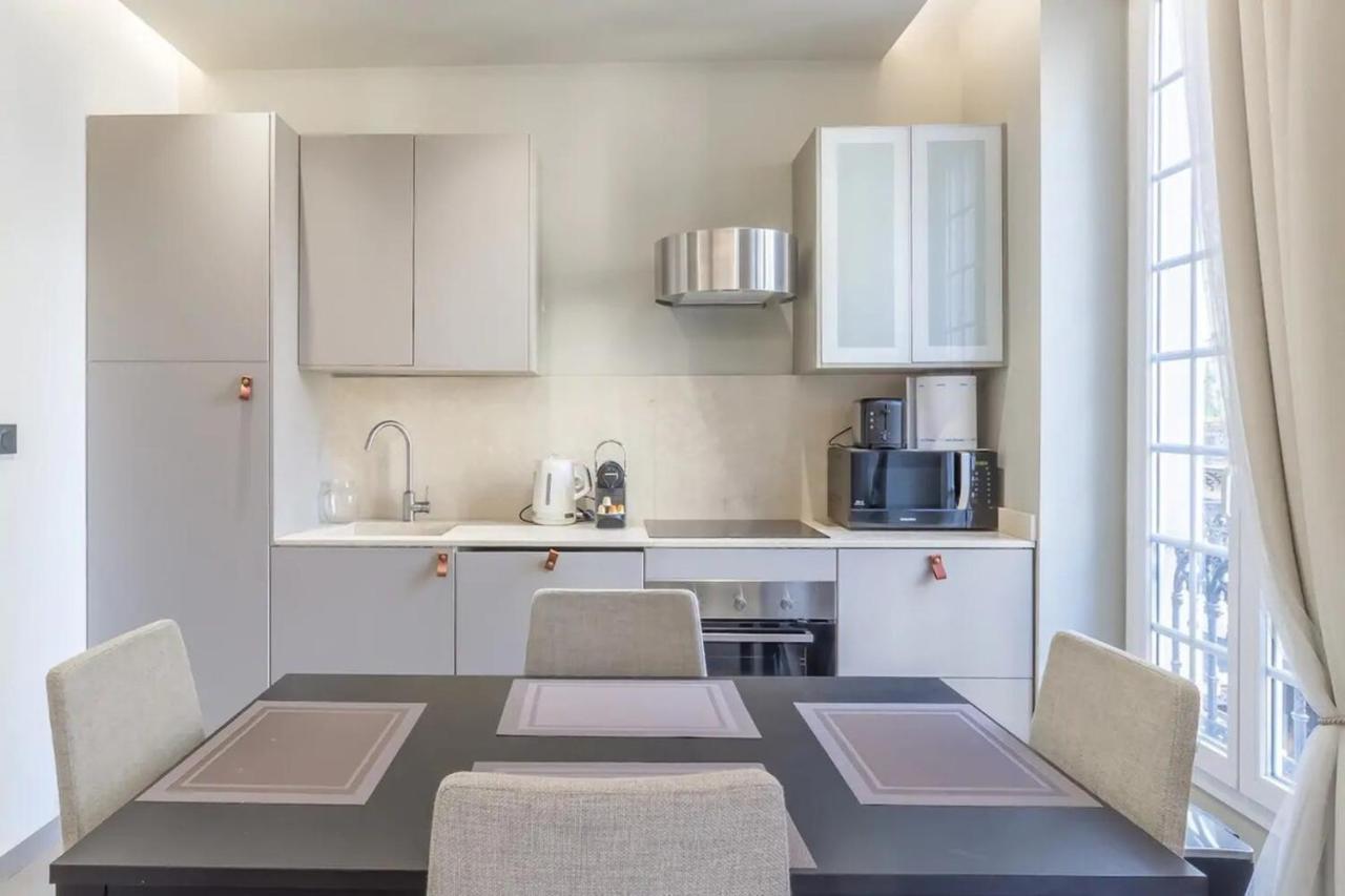 Private Apartment Located In The "Carre D'Or Nice" Zewnętrze zdjęcie